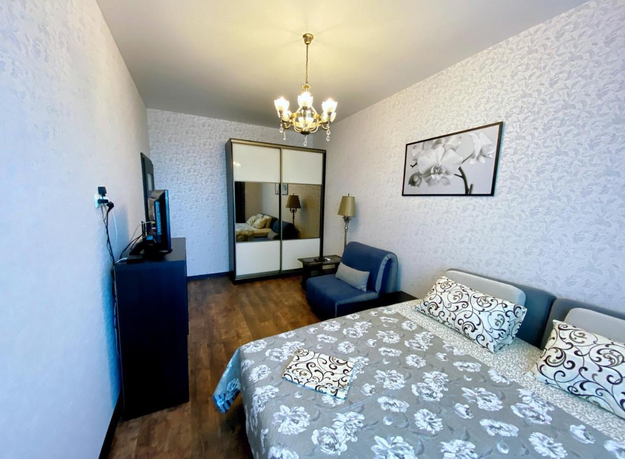 Italian Boulevard Modern Apartment オデッサ エクステリア 写真